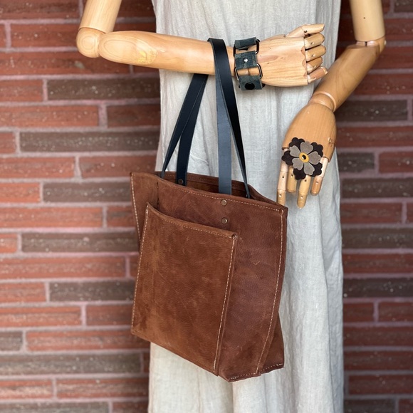 Handmade Distressed Leather Tote Bag - Picture 8 of 10